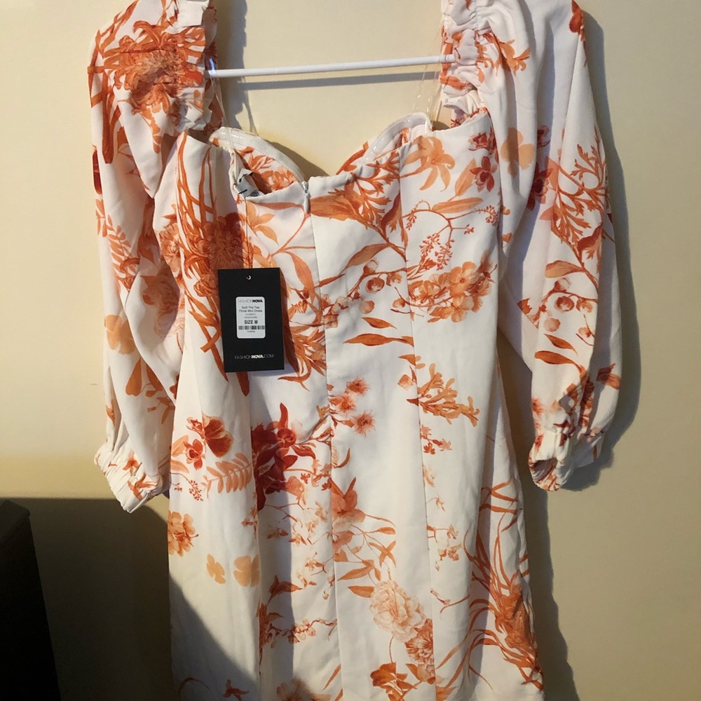 Dress - Picture 4 of 4